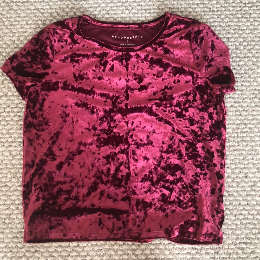 🌟3/$25🌟 aeropostale red velvet t-shirt